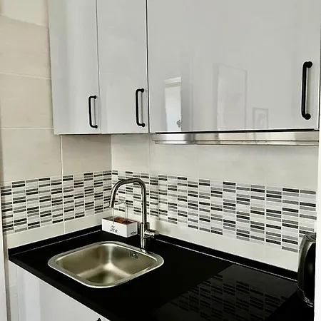 Dream: Flat In The Heart Of דירה